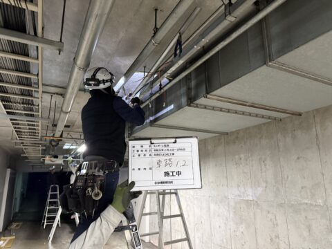 豊中市某商業施設地下駐車場LED化工事